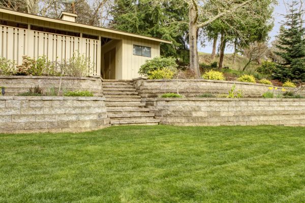 Retaining Wall Construction in Hampton